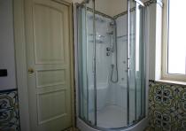 Jacuzzi shower